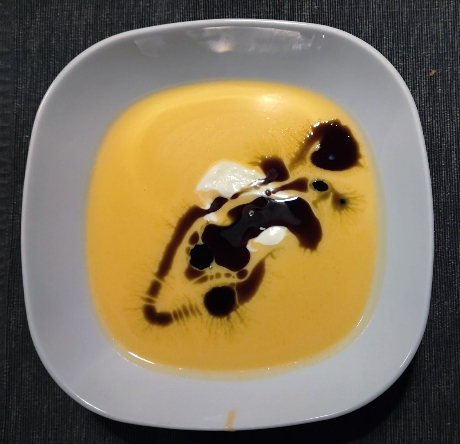 La crema servida así de cualquier manera queda bastante resultona