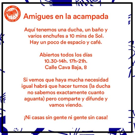 Ofreceimiento de la librería Desperate Literatura para la gente de la acampada de sol para recarga de dispositivos, baño, ducha, etc. Además tienen un pequeño espacio y cafe, que siempre viene bien